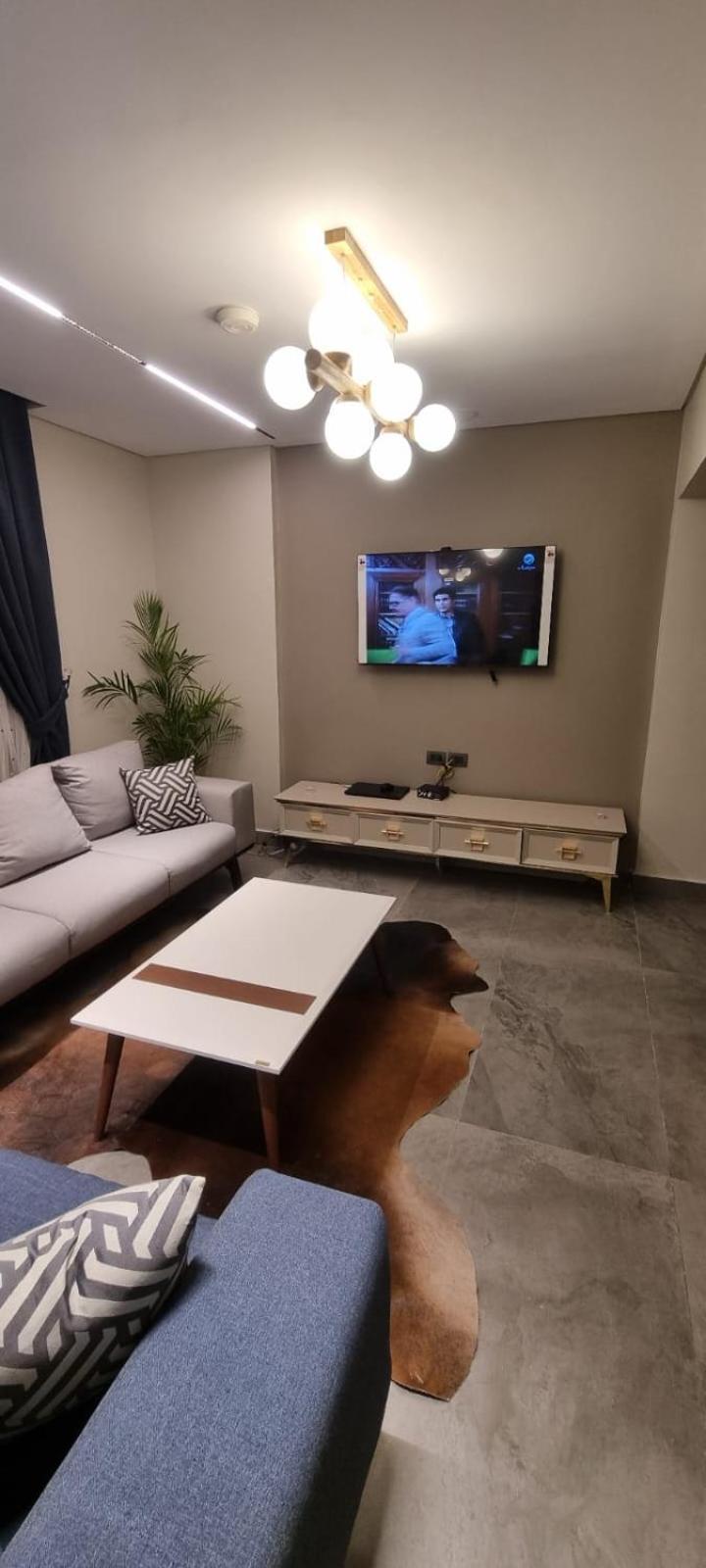 Luxury Apartment El Mohandessen Kairo Exterior foto