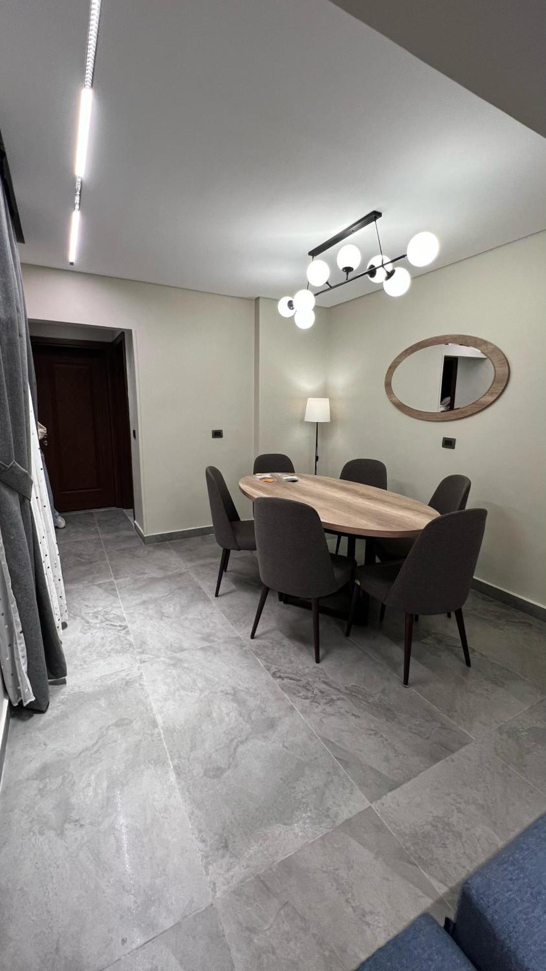 Luxury Apartment El Mohandessen Kairo Exterior foto